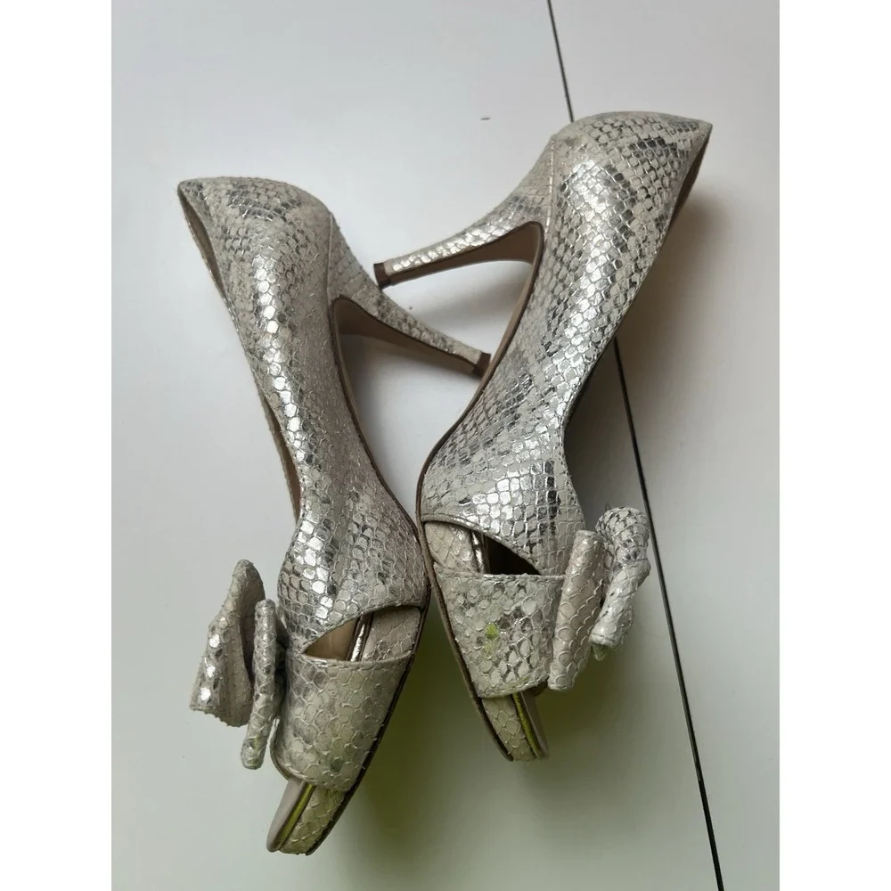 Kate Spade Peep Toe Pumps Women Leather Snakeskin Bow Heels Silver Cream 8B
